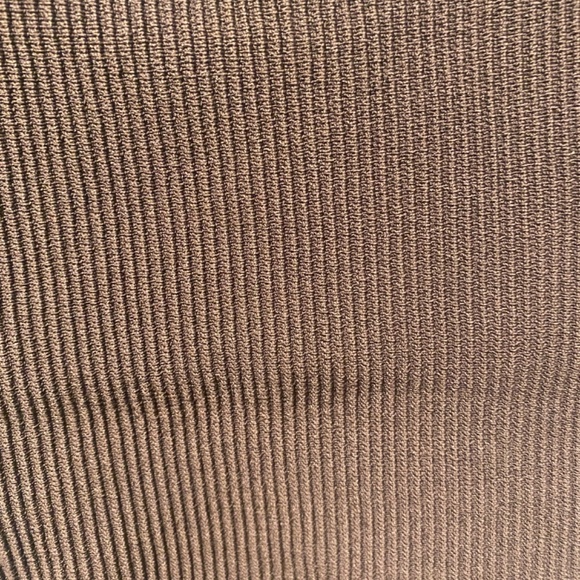 Aritzia Babaton Sculpt Knit Squareneck Tank - Picture 2 of 3